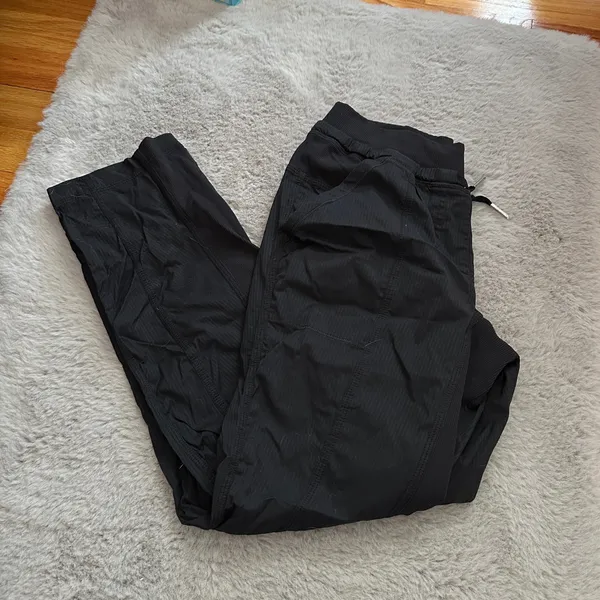 Lululemon Dance Studio Mid-Rise Cropped Pant - Image 2