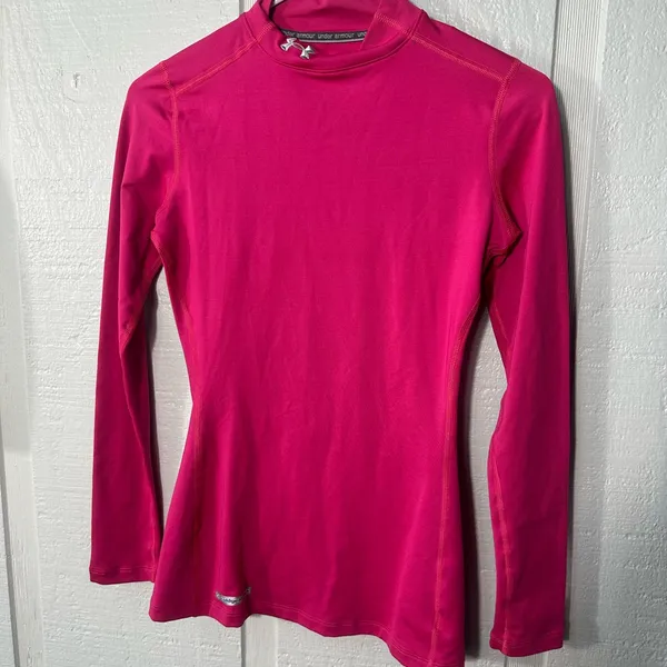 Under Armour Pink Fitted Womens Performance Top Size XS EUC - Image 2