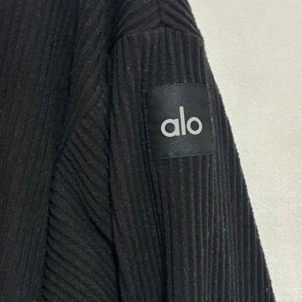 Alo Yoga Muse Hoodie Black Ribbed Knit Cropped‎ Athleisure Pullover Sporty M - Image 4