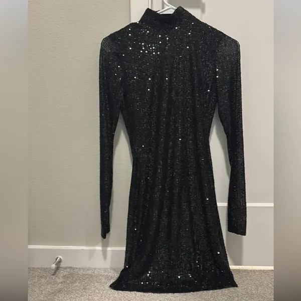 GB gBlack Long-Sleeve Sparkle Dress - Image 4