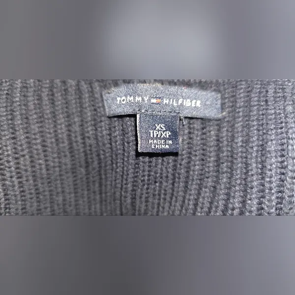 Tommy Hilfiger Sweater - Image 4