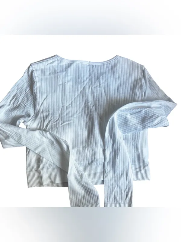LULULEMON White long sleeve ribbed crop top with built in tank w pads size 8 - Image 2
