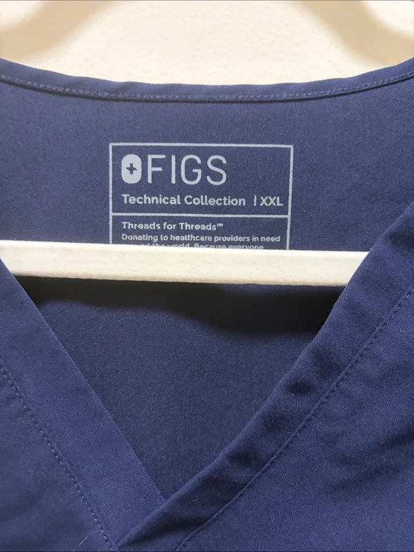 Figs Catarina Navy V-Neck Medical Scrub Top - Image 3