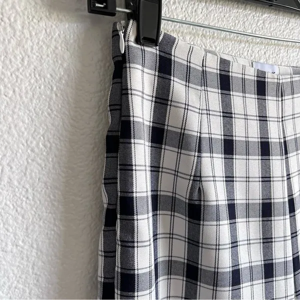 Princess Polly Women's High Rise Rolled‎ Cuff Hem Euros Pants Black/White - Image 10