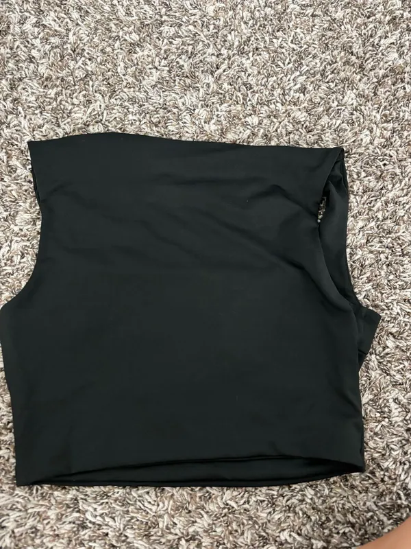 Shein Black Top Crop - Image 2