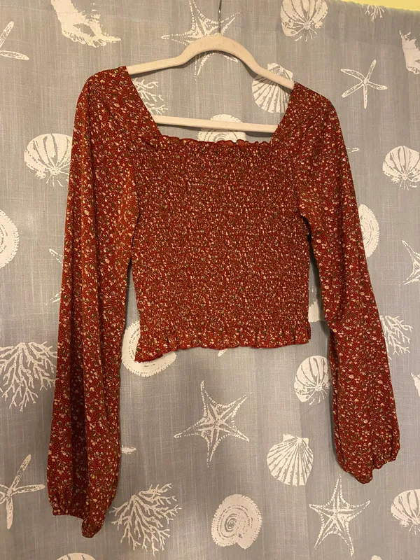 Shein Red Floral Patterned Long Sleeve Top - Image 4