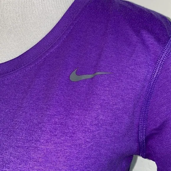 🎀 3/$20 Nike women’s small purple dri fit regular fit athletic tee - Image 2