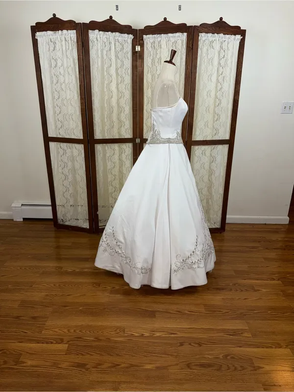 Stunning Vintage Y2K Mary’s Bridal Satin Wedding Gown - Image 3