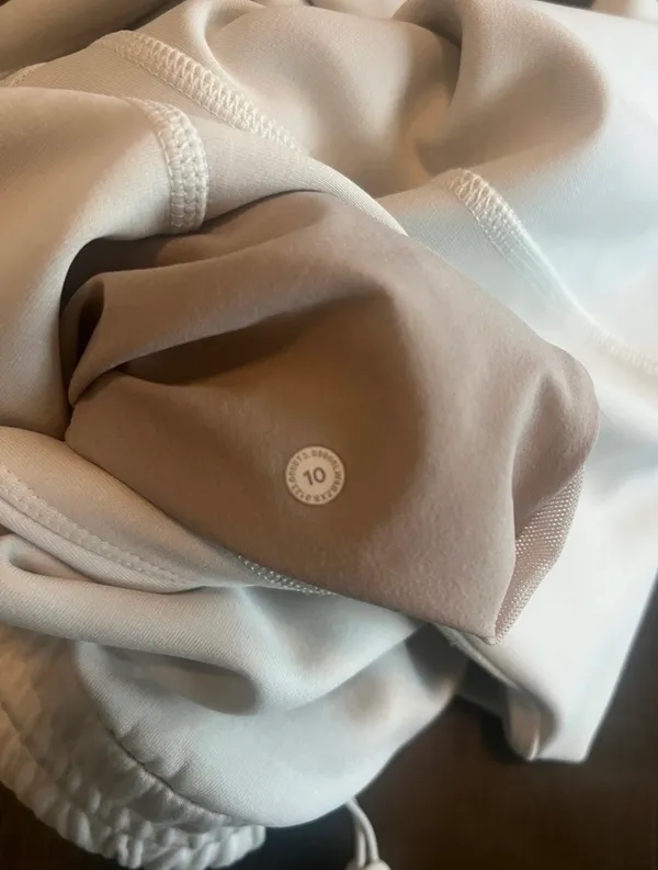 Lululemon Softstreme Cropped Pant Size 10 - Image 8