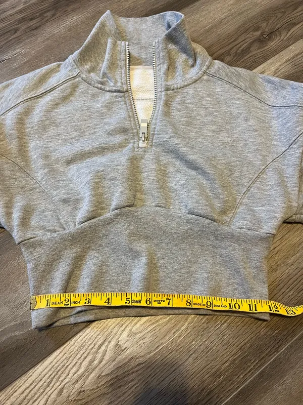 ALO Yoga Vixen Fleece 1/4 Zip Sweatshirt Athletic Heather Grey - Image 9