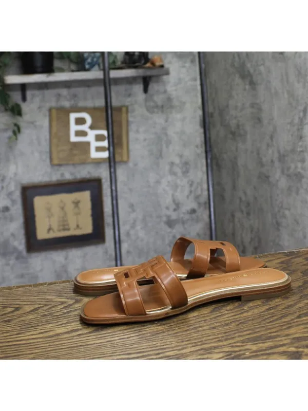 NWT Tommy Hilfiger Womens Terenz H-Band Dress Sandals TWTERENZ Medium Brown 9.5M - Image 13