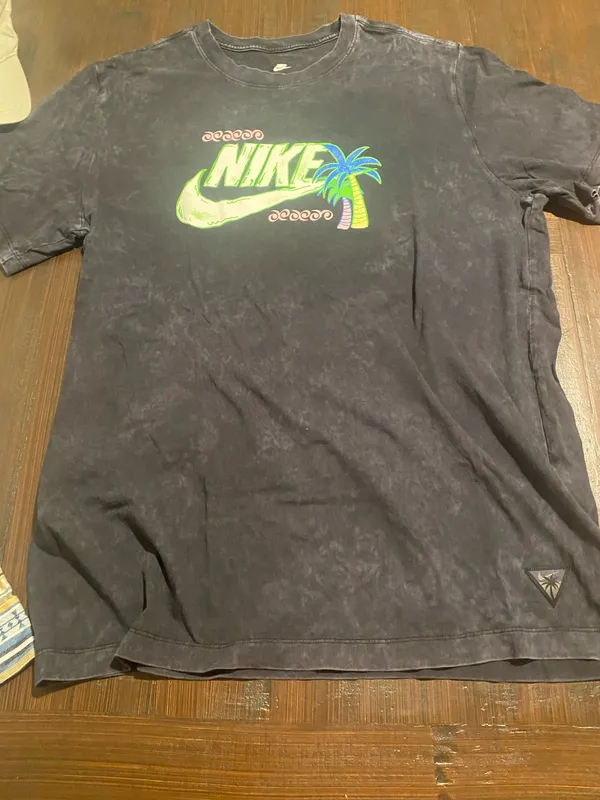 Retro Nike tee  - Image 2