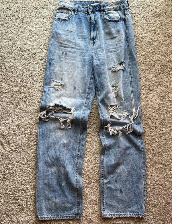 PACSUN Distressed Light Blue 90s Boyfriend Jeans - Image 5