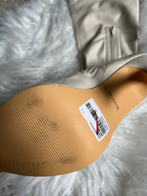 Forever 21 Knee-High Cream Boots NWT - Image 7