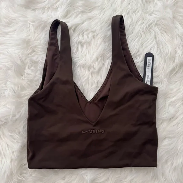Nike Skims Matte V-Neck Longline Bra Dark Sepia Size XS - Image 4