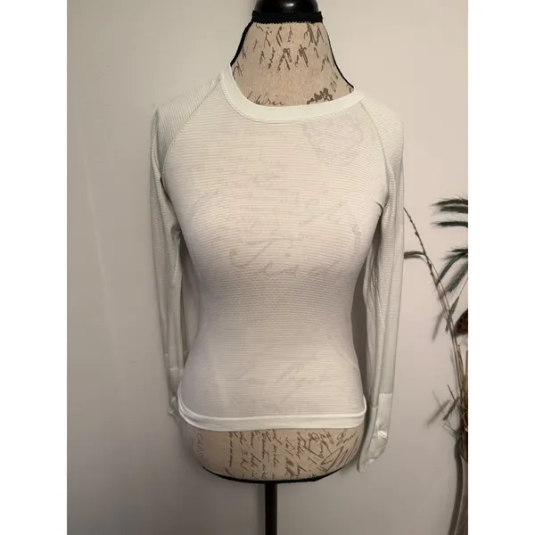 Lululemon‎ swiftly Light Green Striped Long Sleeve Athletic Top Women's - Image 2