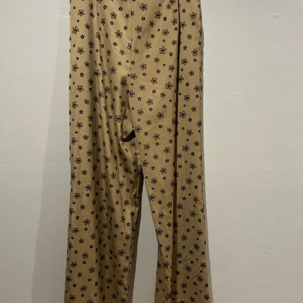 Le lis Floral Print Tan Pants - Image 8