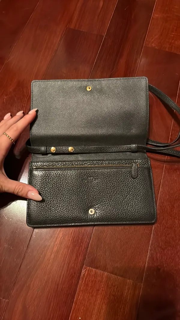 Black Coach Purse Crossbody - Image 3