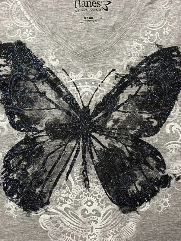 Hanes butterfly tee - Image 4