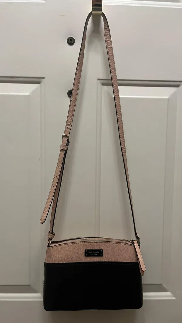 Crossbody - Image 2
