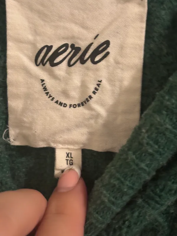 Sweater - Image 5