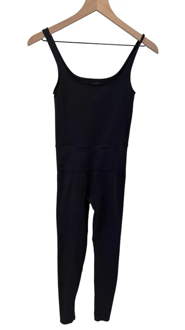 SKIMS Soft Smoothing Seamless Catsuit M NWOT ( SOLD OUT) - Image 4