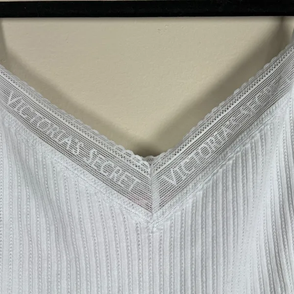 Victoria’s Secret Y2K Style Pointelle Lace Trim White Cami Sz M - Image 5