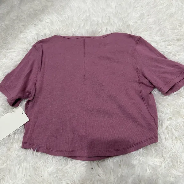 Cropped T-shirt size 8 - Image 3