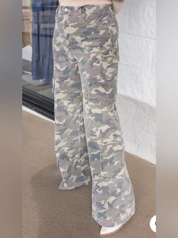 NWOT Hidden Jeans Camo Cargo Pants Green Brown 29 - Image 3