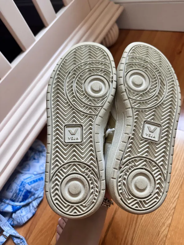 VEJA Gold Sneakers - Image 6