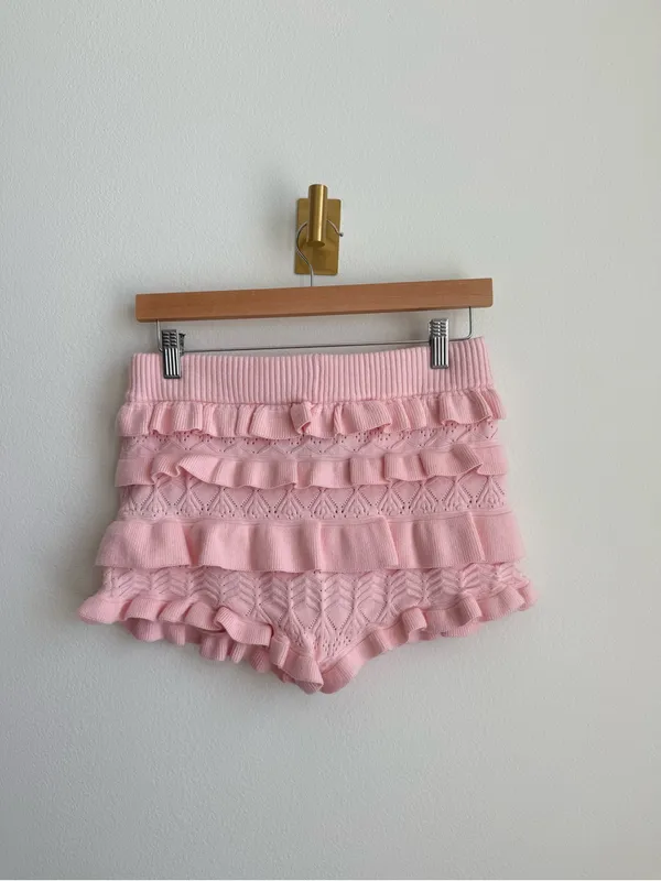 NEW Edikted Pink Crochet Knit Ruffle Bloomer Shorts Coquette Y2K Size M/L - Image 7