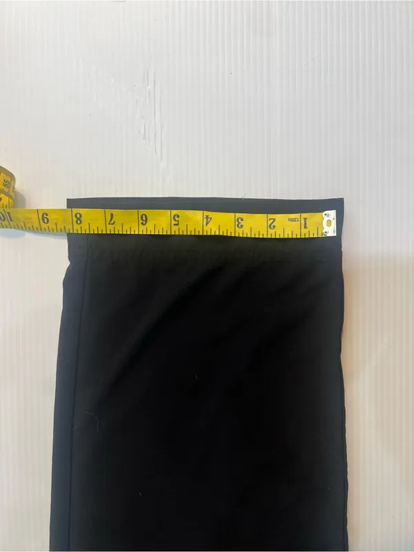 Athletica lightweight pants size 12 black - Image 5