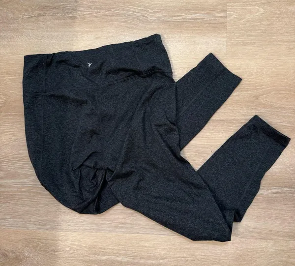 Old Navy Cozecore Leggings - Image 2