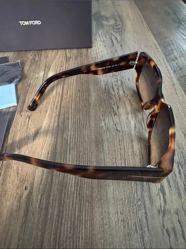 Tom Ford Women's / Unisex Andres Square Sunglasses - Image 3