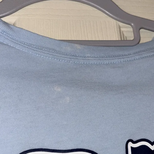Vineyard Vines Blue Longsleeve size xs - Image 4