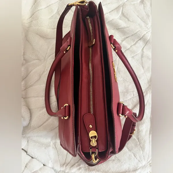 Salvatore, Ferragamo burgundy leather hand bag - Image 9