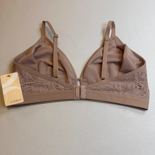 NWT‎ LIVELY Lace Bra Orchid Seamless Triangle Comfort Adjustable Straps Size 3 - Image 5
