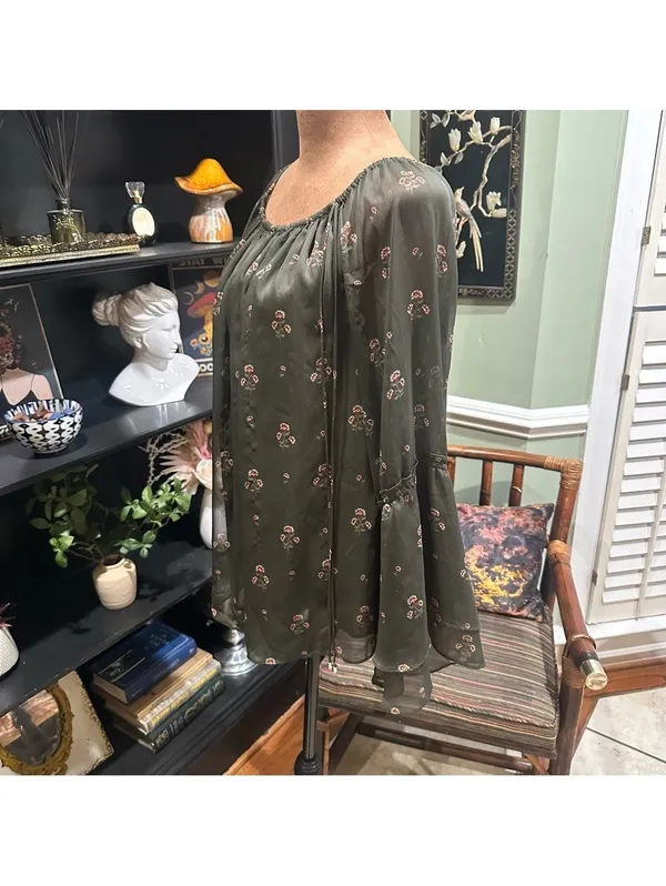 White House Black Market Floral Sheer Sleeve Blouse – Size M - Image 12
