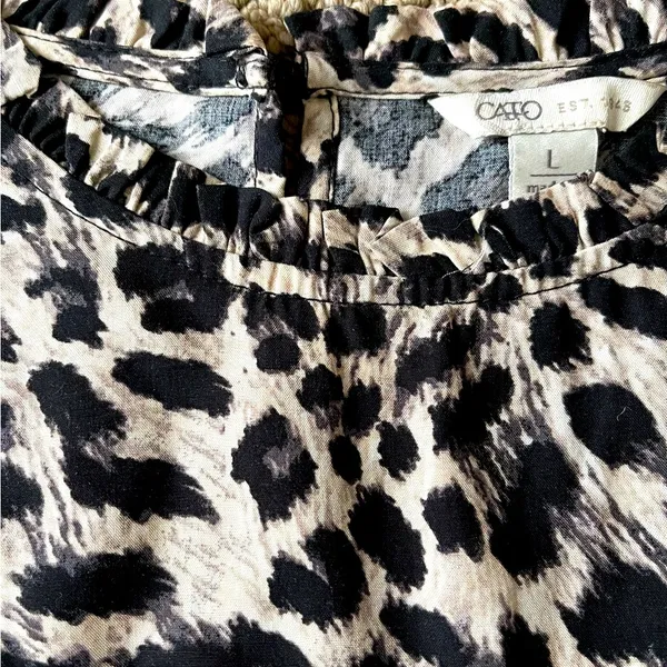 Cato Women’s Top with Peplum in Animal Print - Image 11