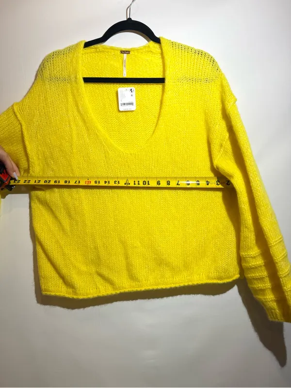 NWT Free People Neon Yellow Alpaca Blend V Neck Slouchy Knit Sweater Size S - Image 6