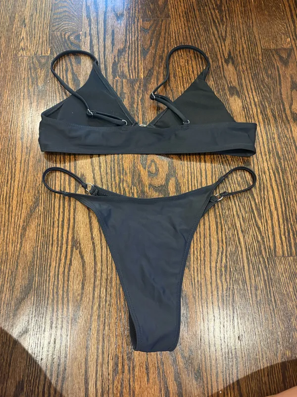 Black Ring Bikini Set Size M - Image 2
