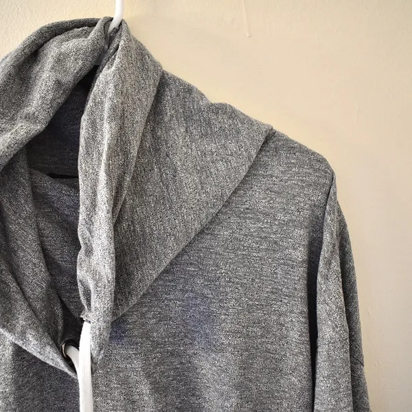 3/ $25 S- Forever 21 Workout Cowl Neck‎ Gray 3/4 Sleeves Sweater w/ Pockets - Image 2