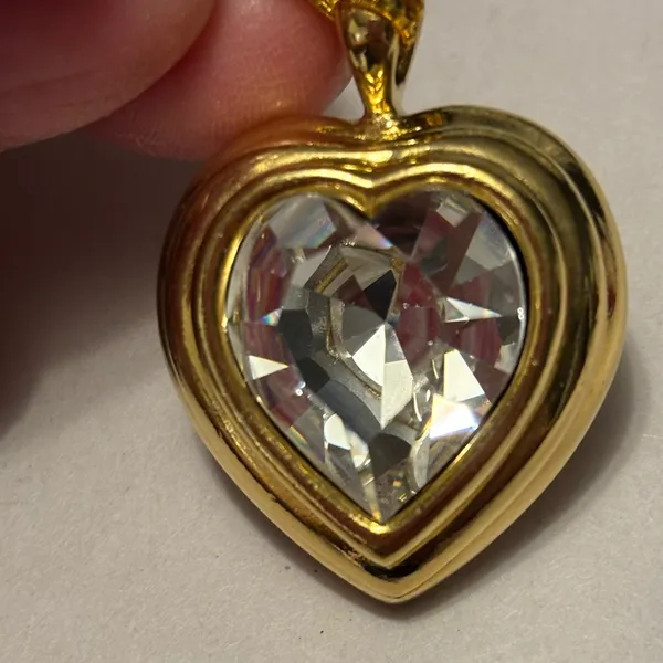Gold plate Heart Pendant with Austrian Crystal - Image 2
