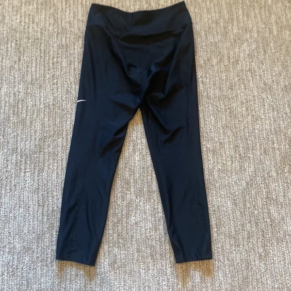 Nike dri-fit leggings - Image 2