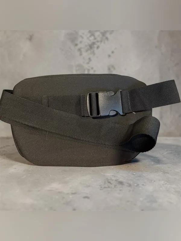 Black Reebok Verona Fanny Pack featuring a prominent Rose Color Logo - Image 2