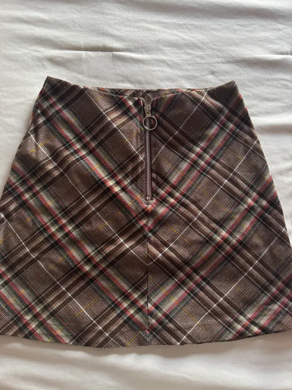 Princess Polly Skirt - Image 3