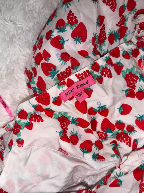 Betsey Johnson Pink and Red Strawberry-Print Maxi Dress - Image 5