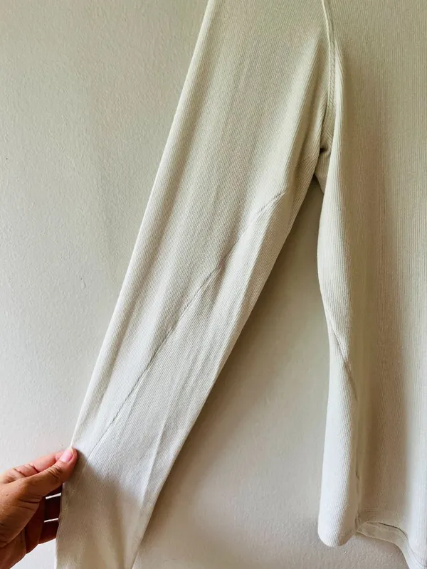 Lululemon Sz 6 Beige Pullover Ribbed Stretch Hold Tight Long-Sleeve Shirt - Image 7