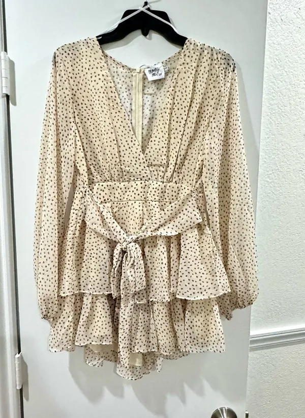 NWT Princess Polly String of Love Romper 8 - Image 2