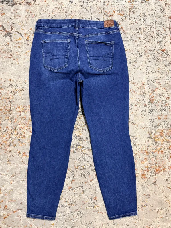 American Eagle curvy high rise jegging jeans size 14 short - Image 3